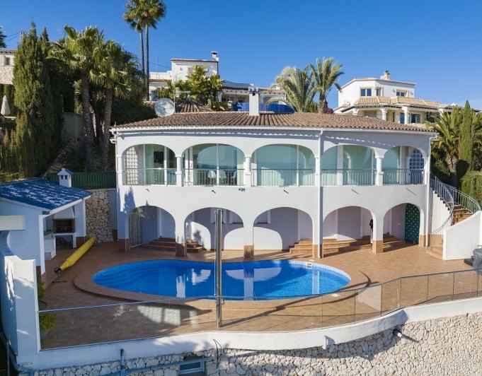 2724 - Villa de lujo con espectacular vista al Mediterraneo