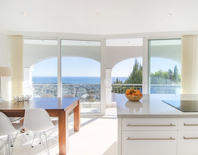 2724 - Villa de lujo con espectacular vista al Mediterraneo