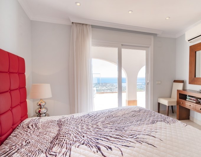 2724 - Villa de lujo con espectacular vista al Mediterraneo