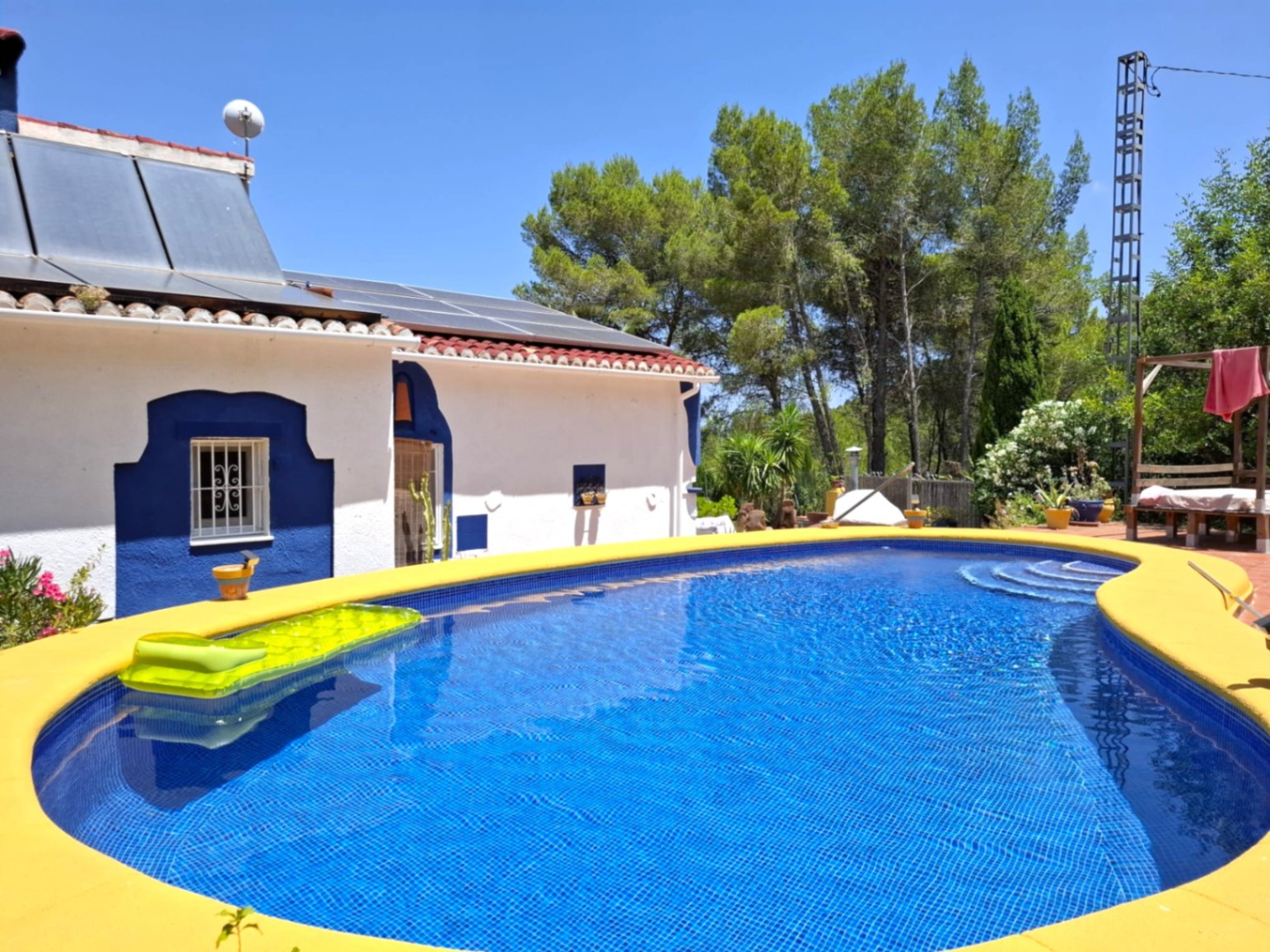 2756 - Finca con mucho encanto en Parcent a la Venta