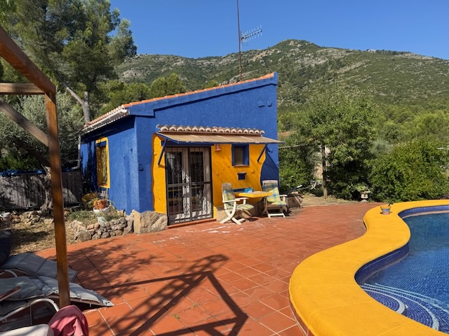 2756 - Finca con mucho encanto en Parcent a la Venta