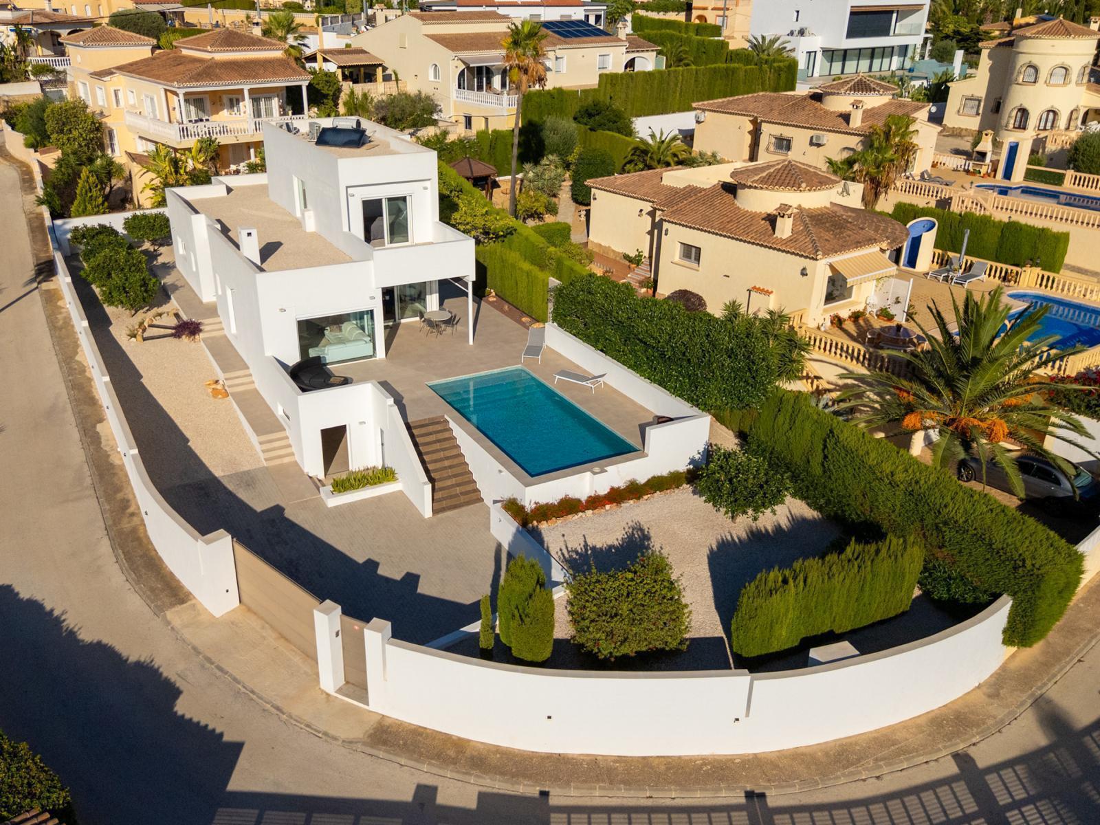 Chalet en venta en Benissa con 4 dormitorios y piscina privada