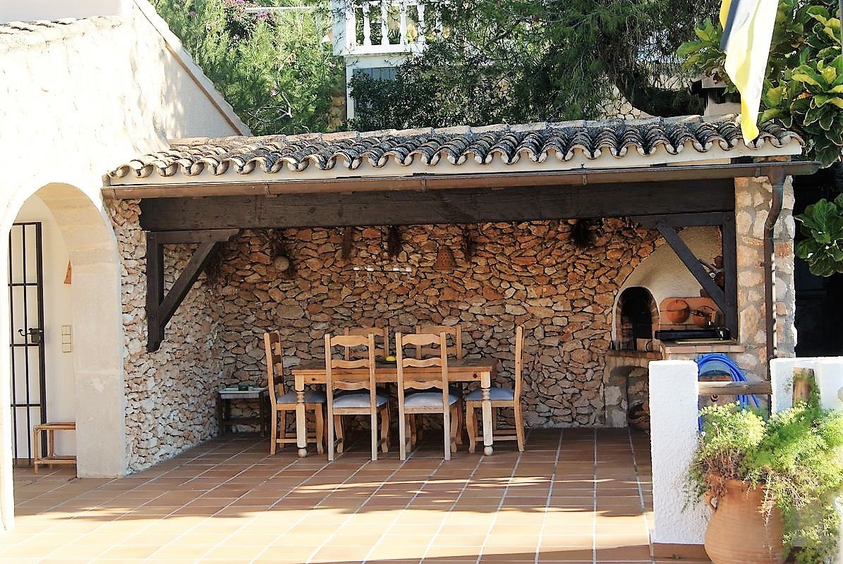 Villa en Benissa con vista al mar