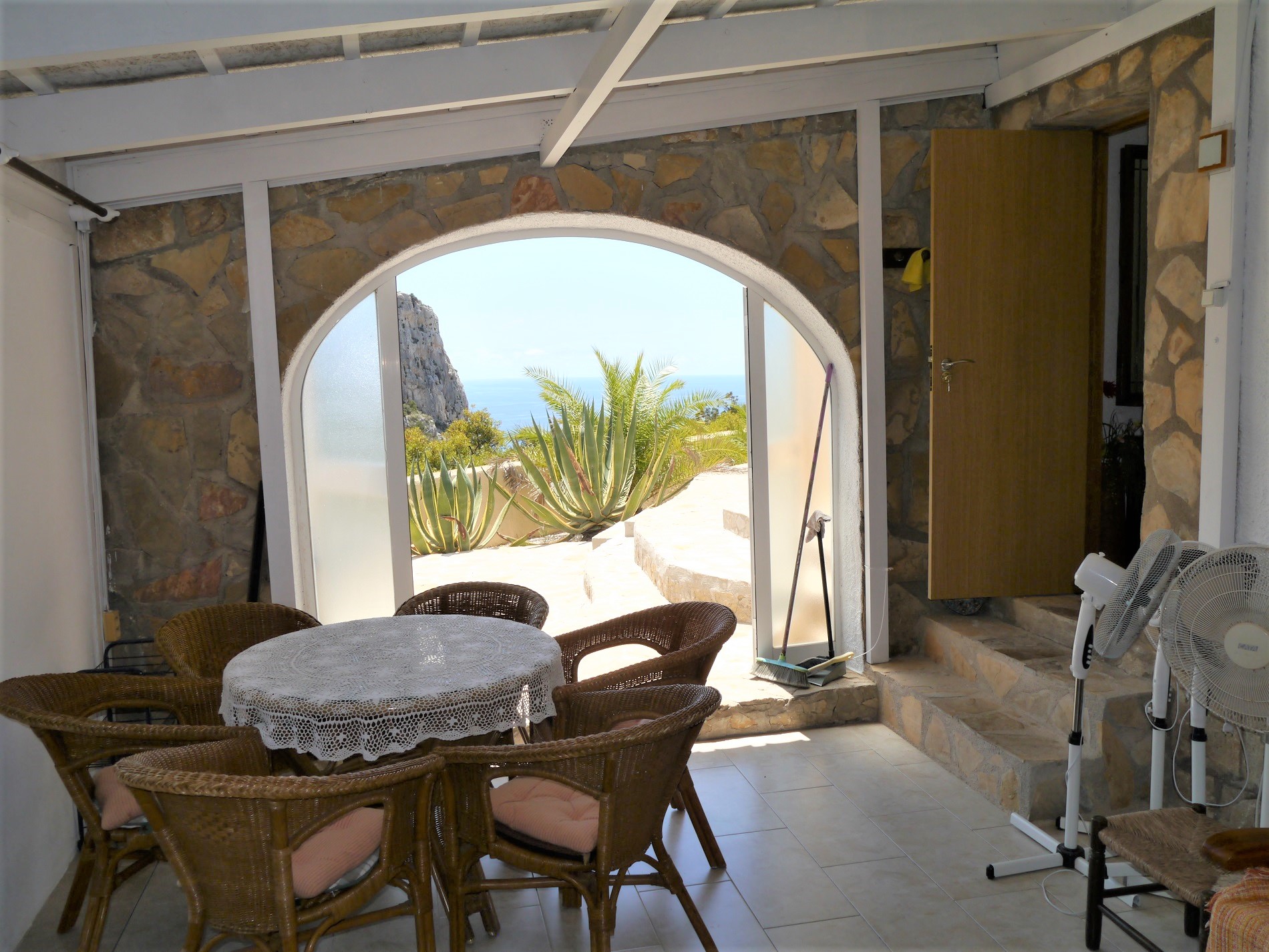 Bungalow with sea view for sale